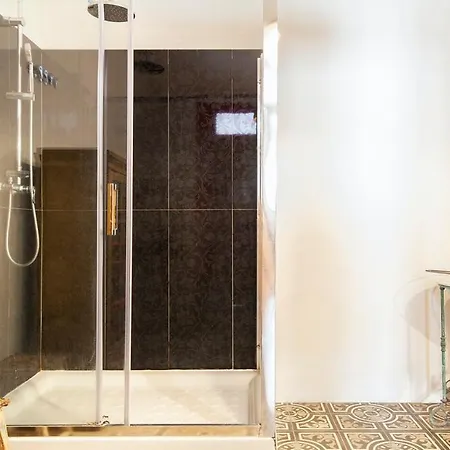 Appartement Plum Guide - The Red Ball